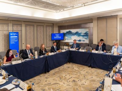 2025 12 04 Worldlng 1023