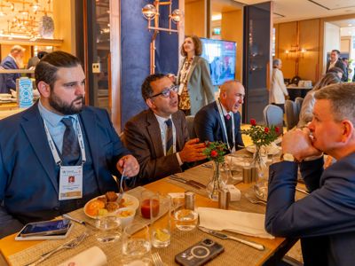 2025 12 03 Worldlng 640