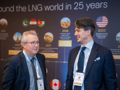 WORLD LNG WEB READY DAY 1 380