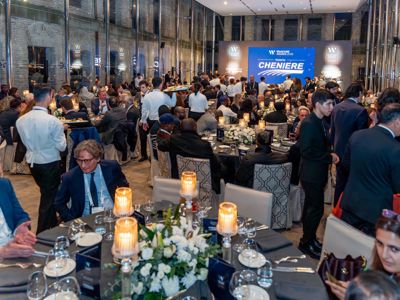 2025 12 03 Worldlng 1245