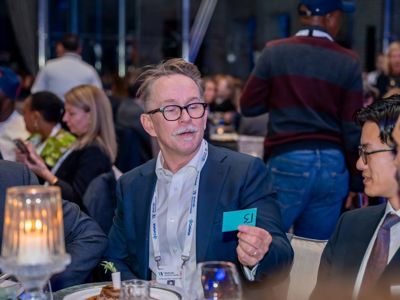 2025 12 03 Worldlng 1339