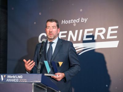 2025 12 03 Worldlng 1524