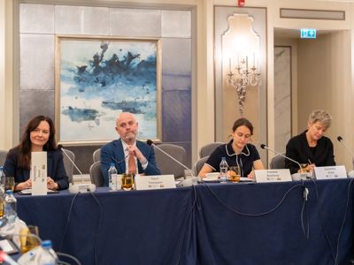 2025 12 04 Worldlng 1018