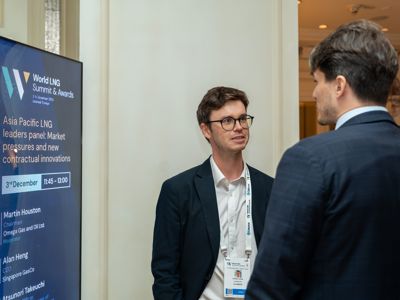 2025 12 03 Worldlng 448