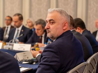 2025 12 03 Worldlng 699