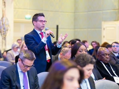 WORLD LNG WEB READY DAY 1 358