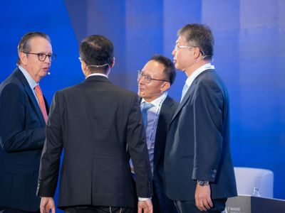 WORLD LNG WEB READY DAY 1 284