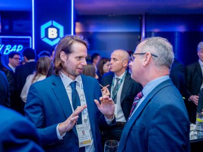 2025 12 03 Worldlng 1195