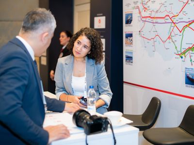 WORLD LNG WEB READY DAY 1 977