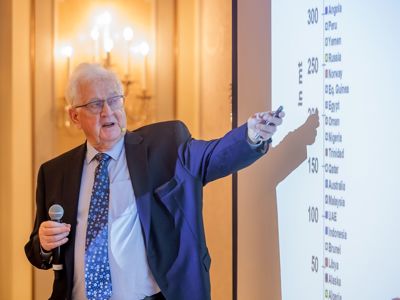 2025 12 02 Worldlng 46