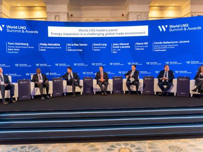 2025 12 03 Worldlng 892