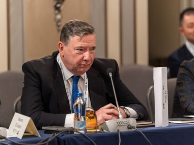 2025 12 04 Worldlng 575