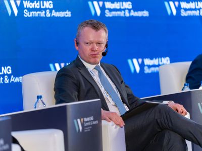 2025 12 04 Worldlng 1061