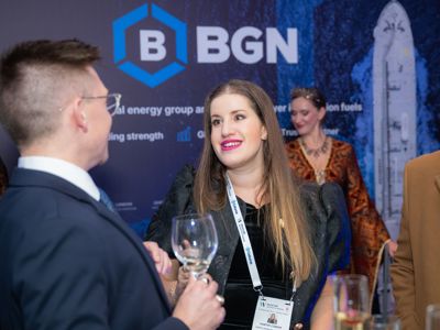 WORLD LNG WEB READY DAY 1 534