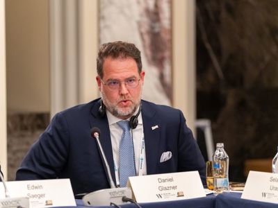 2025 12 03 Worldlng 771