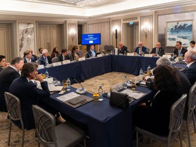 2025 12 04 Worldlng 548