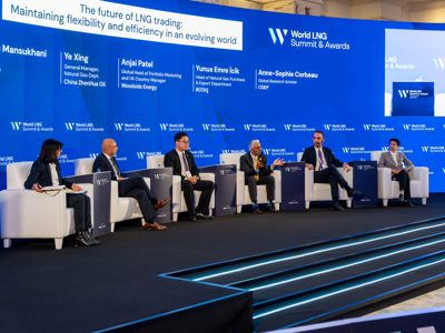 2025 12 04 Worldlng 717