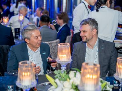 2025 12 03 Worldlng 1354