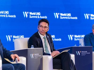 2025 12 04 Worldlng 1096