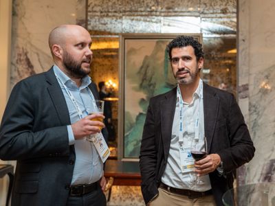 2025 12 04 Worldlng 1183