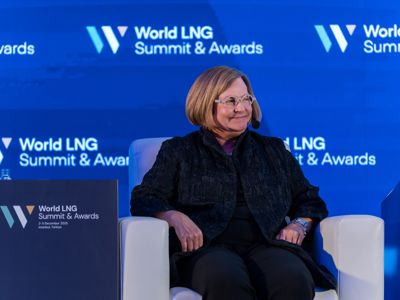 2025 12 04 Worldlng 1053