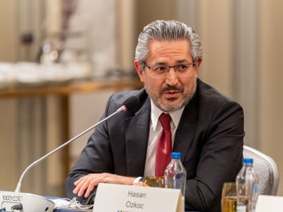 2025 12 04 Worldlng 1011