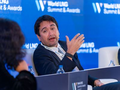 2025 12 04 Worldlng 913